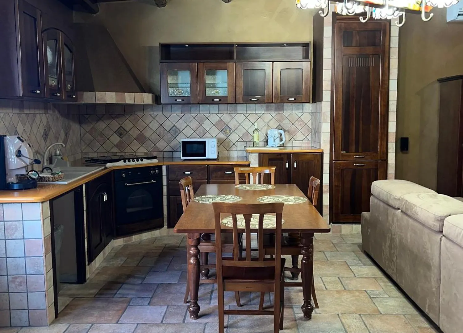 Bacio Del Sole Apartment باليرمو